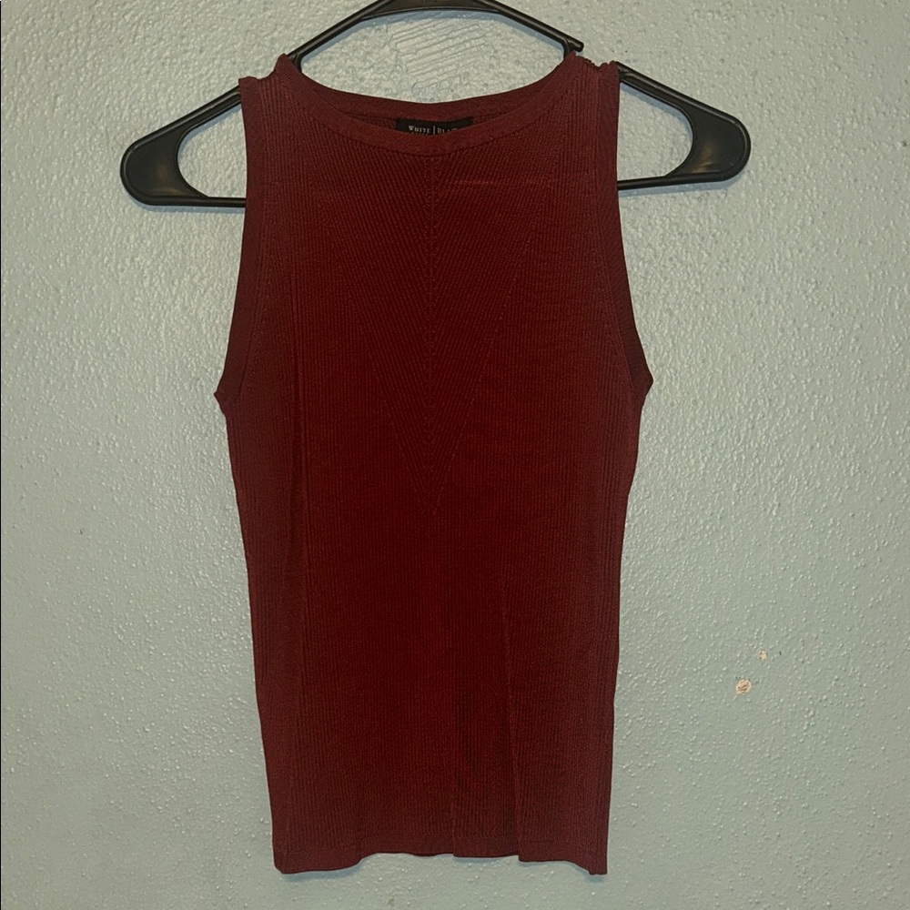 White House Black Market Maroon Ribbed Tank Top